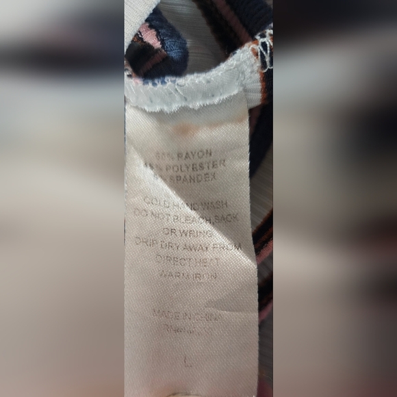 Over Kleshas Womens Off White Multicolored Striped Short Sleeve Top Size Large - Picture 4 of 9